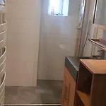 Le Du Val 公寓 弗吕梅